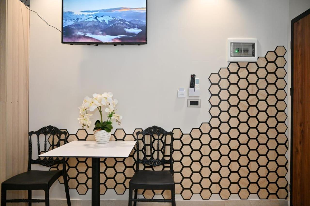 Andi Apartments ดูร์เรส ภายนอก รูปภาพ