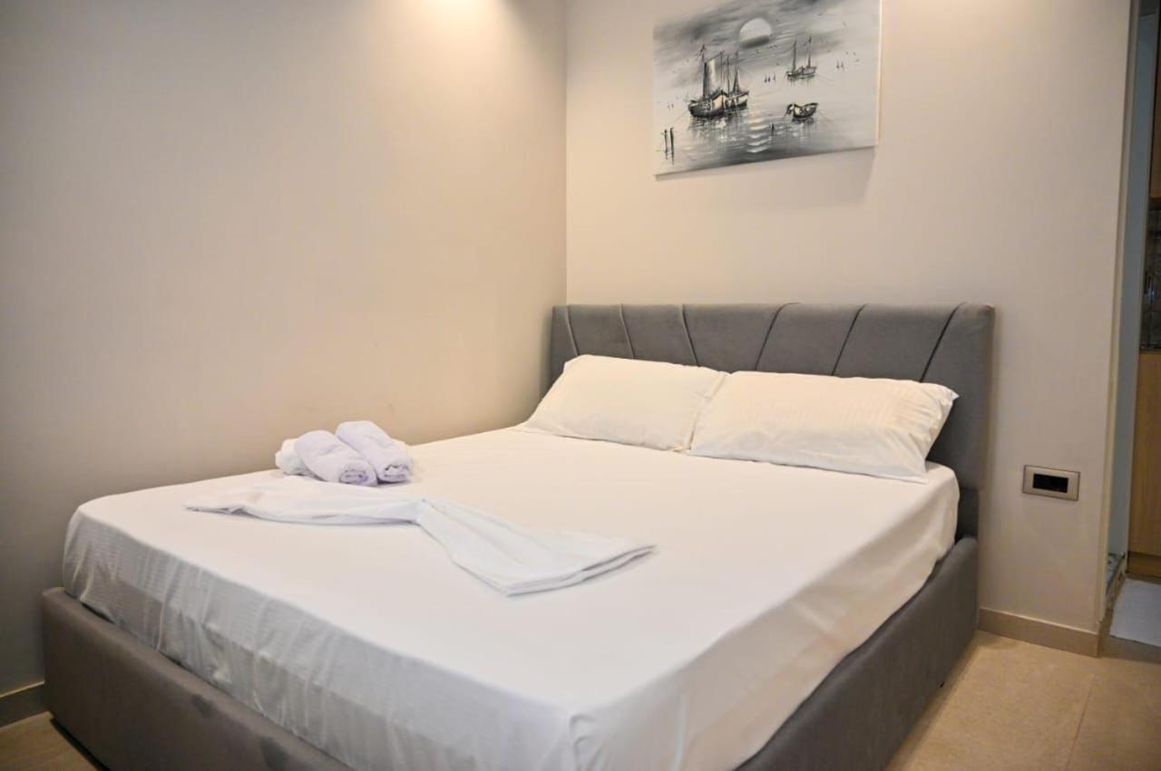 Andi Apartments ดูร์เรส ภายนอก รูปภาพ